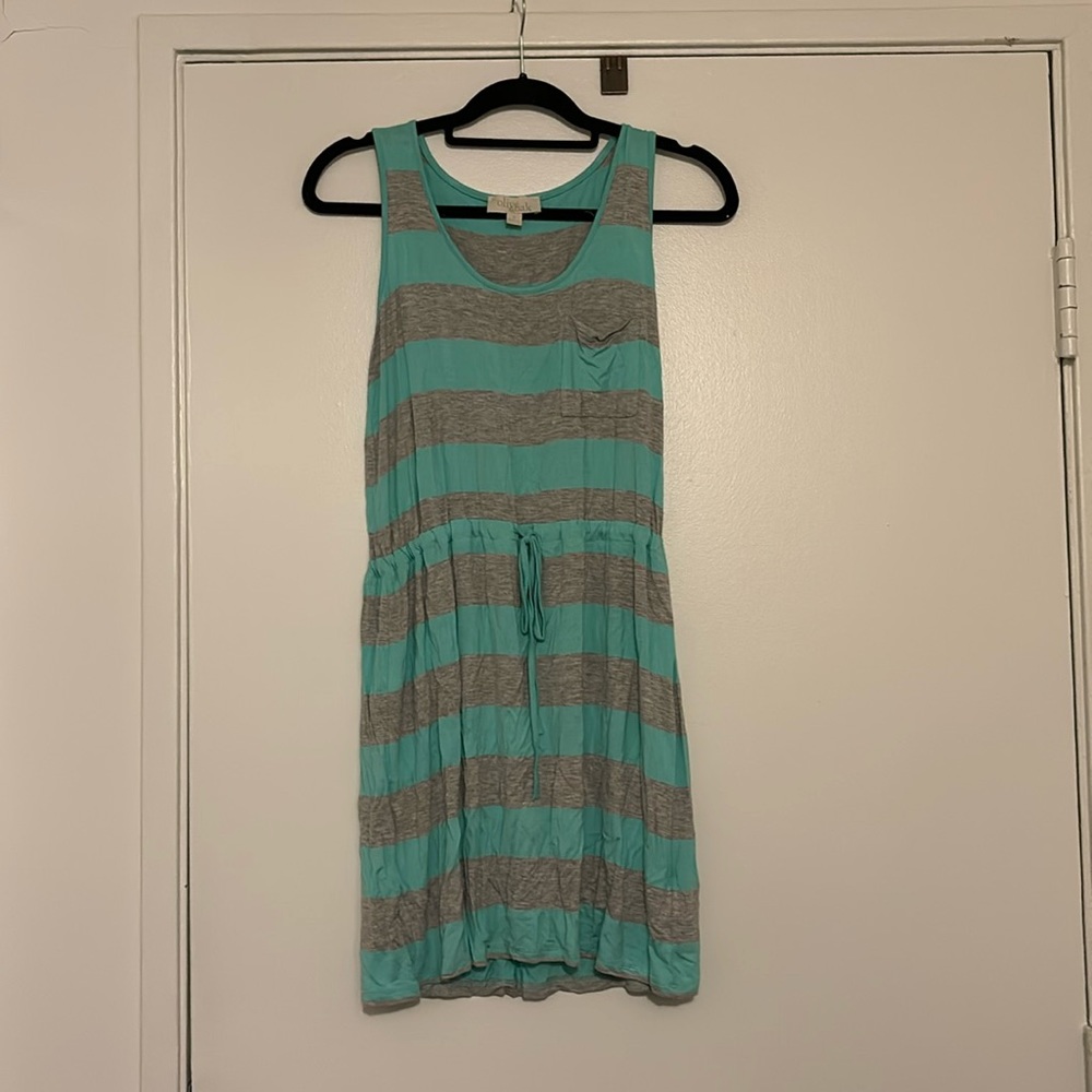 Olive & Oak Women’s Cover-up Dress - Size Small in grey & aqua stripe